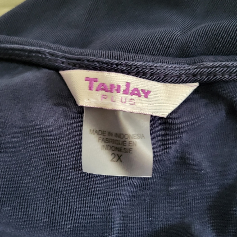 Tanjay Plus Size Top - Picture 6 of 10